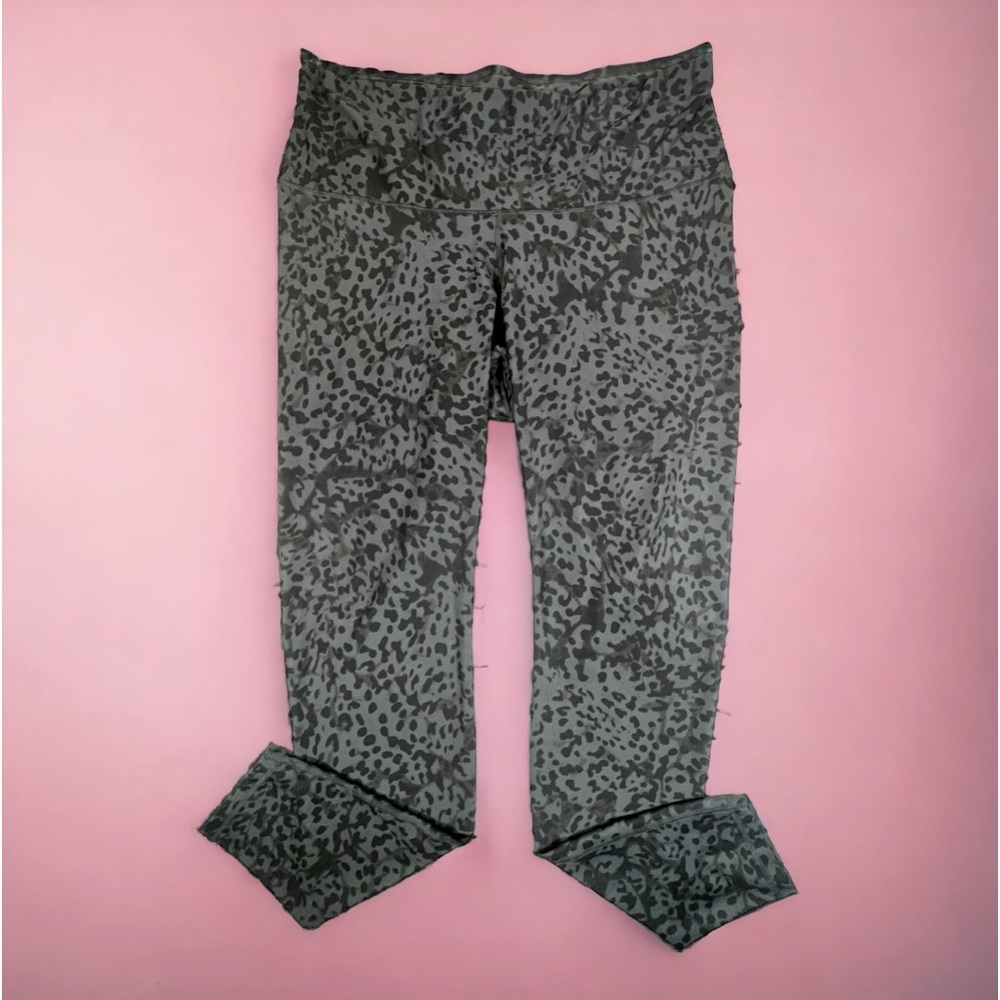 OLD NAVY BEAUTIFUL PRINT LEGGINGS Size 2X Tall